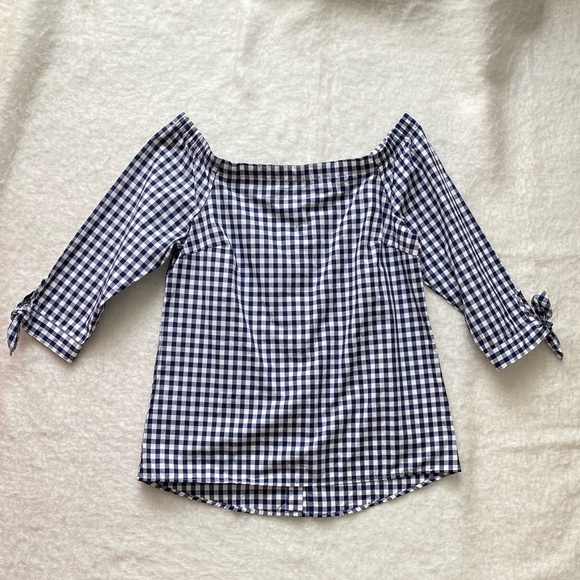 Cupio Tops - Cupio off the shoulder top